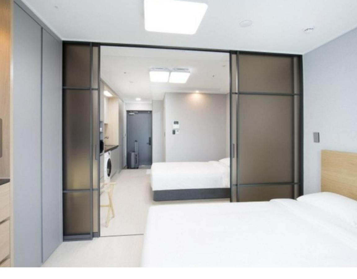 Yeosu Hotel First City Exterior foto