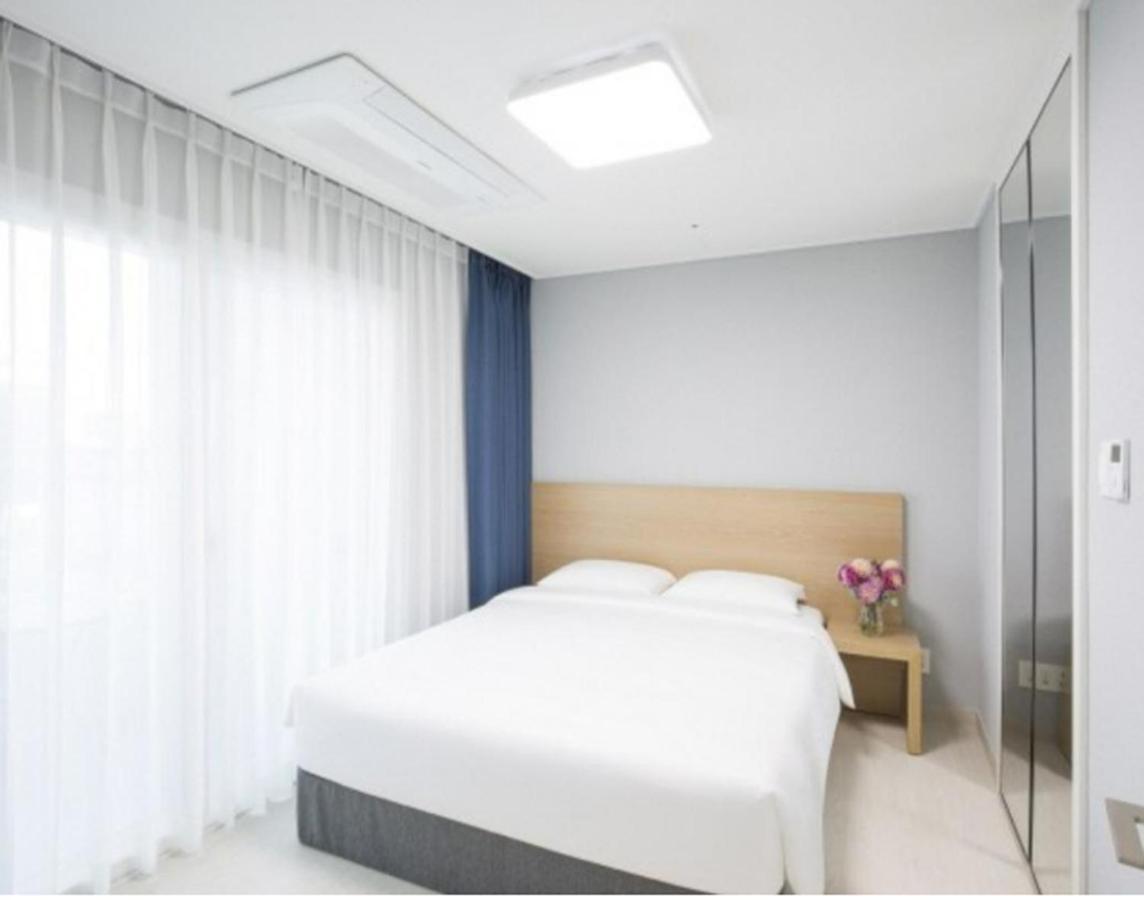 Yeosu Hotel First City Exterior foto